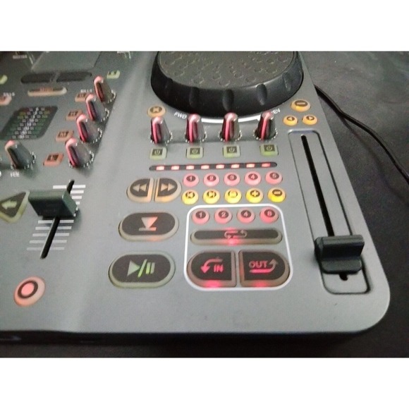 M-Audio Torq 1.5 Xponent DJ/Midi Controller Performance Production System USB - Picture 6 of 12